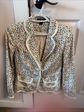 Express Women's Floral Lace-Trim Blazer in Cream and Brown